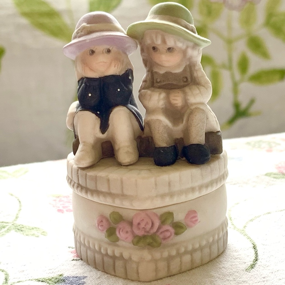 Vintage 1998 Enesco We’re Two Of A Kind Trinket.